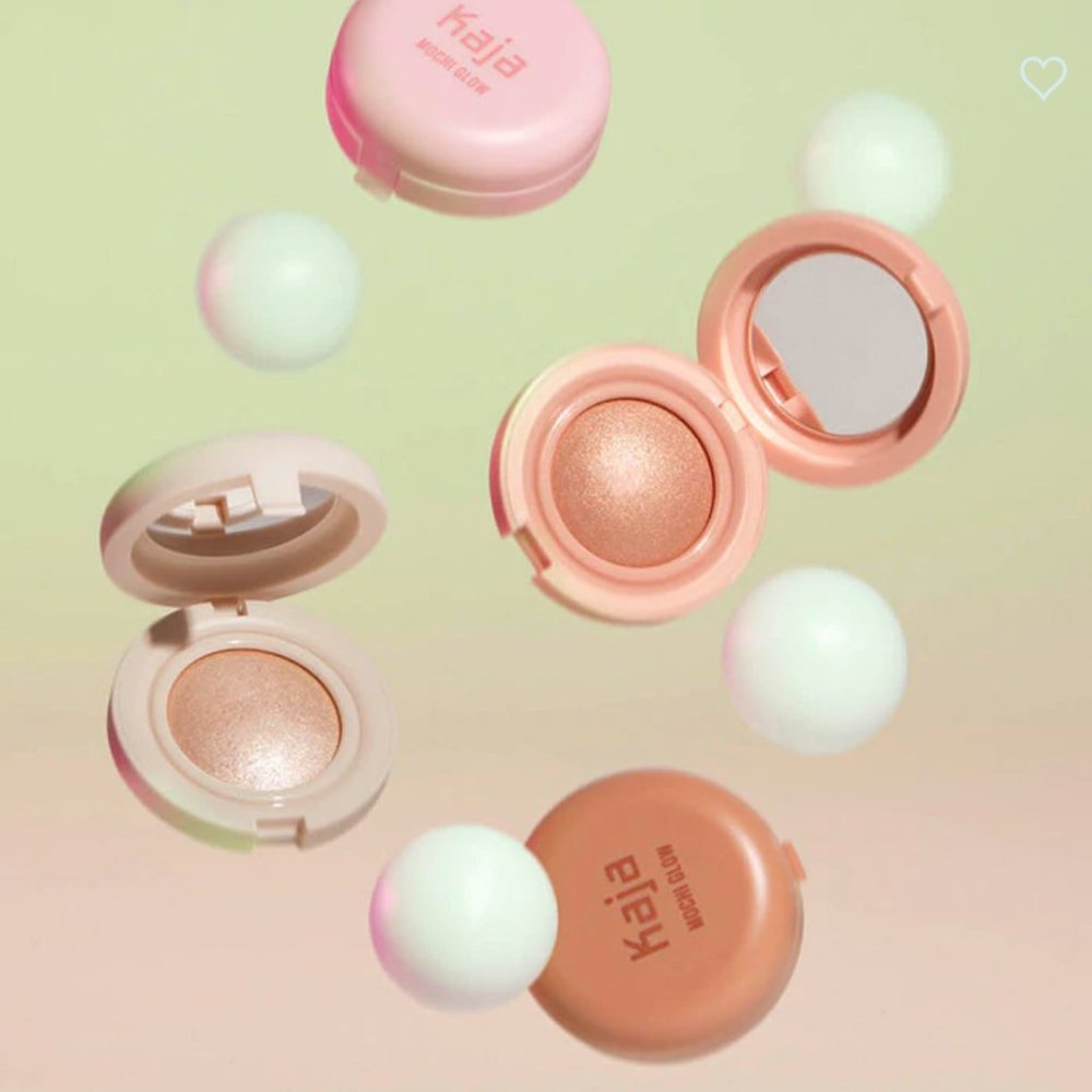 SOLD OUT! 🌙 Kaja Mochi Glow Bouncy Highlighter - Picture 2 of 5